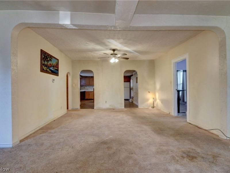668 Mallison Avenue, Akron, OH 44307 Photo 8