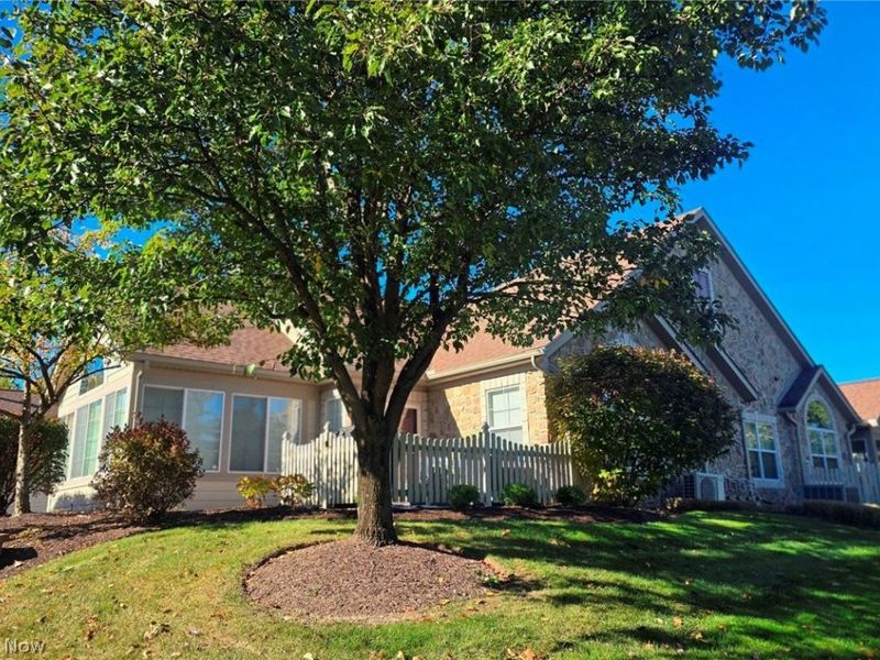 261 Arlington Drive, Aurora, OH 44202 Photo 1