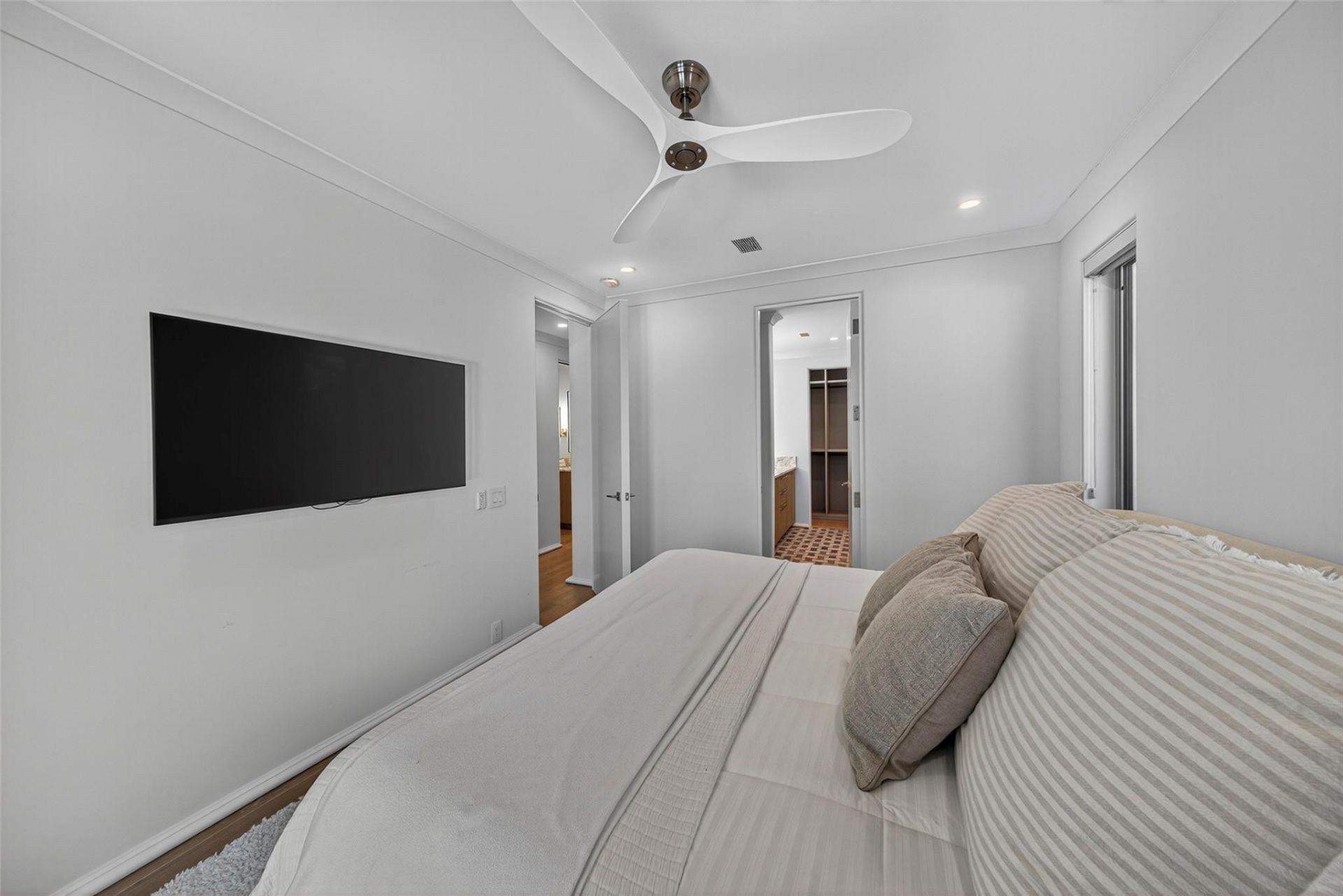 621 SW 5 Place, Fort Lauderdale, FL 33315 Photo