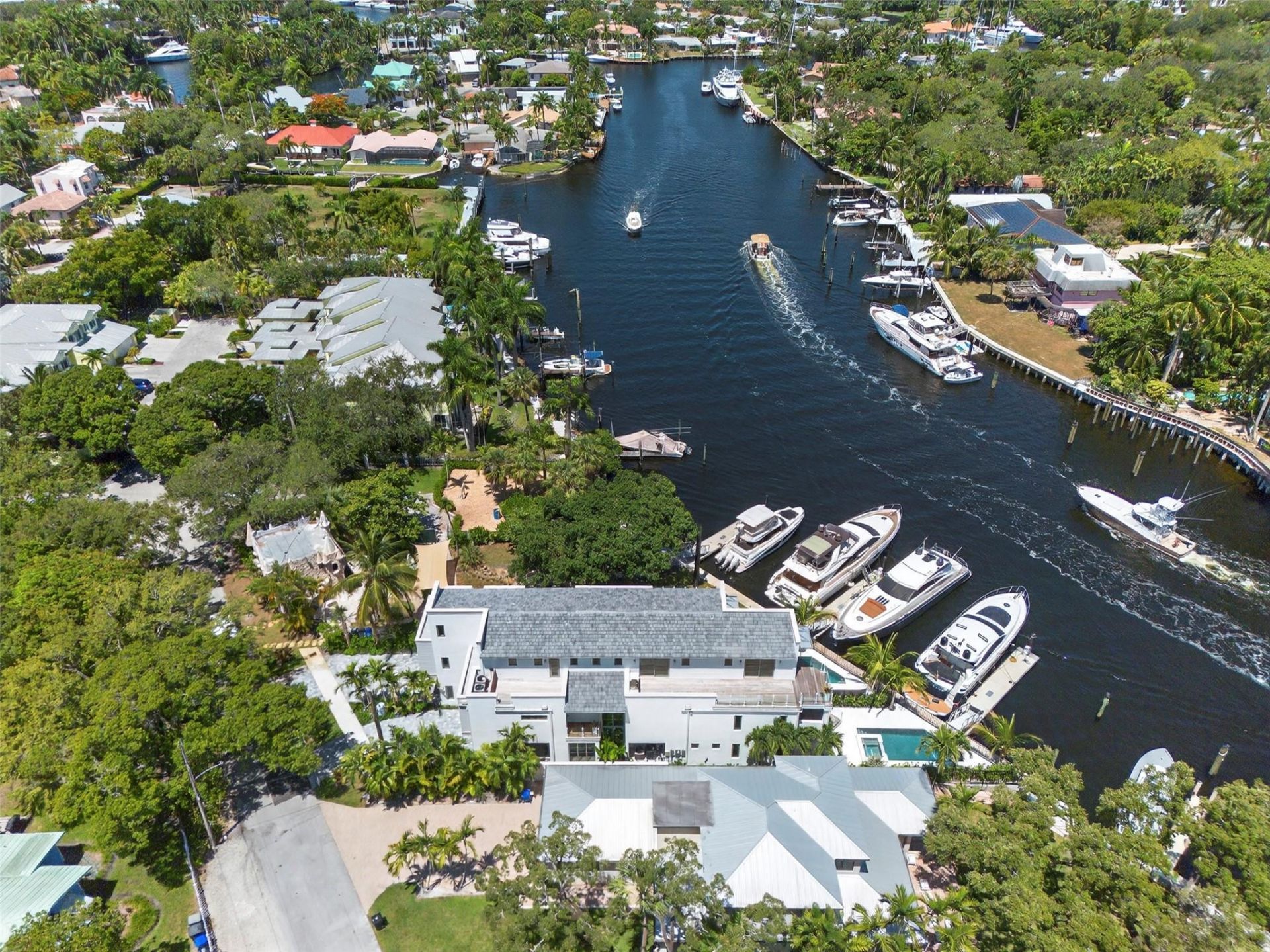 621 SW 5 Place, Fort Lauderdale, FL 33315 Photo