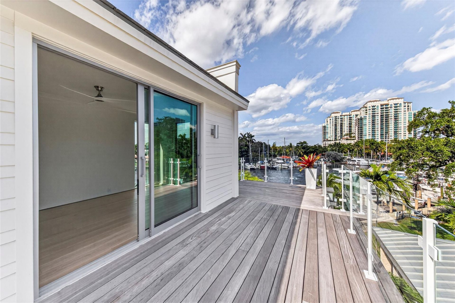 621 SW 5 Place, Fort Lauderdale, FL 33315 Photo