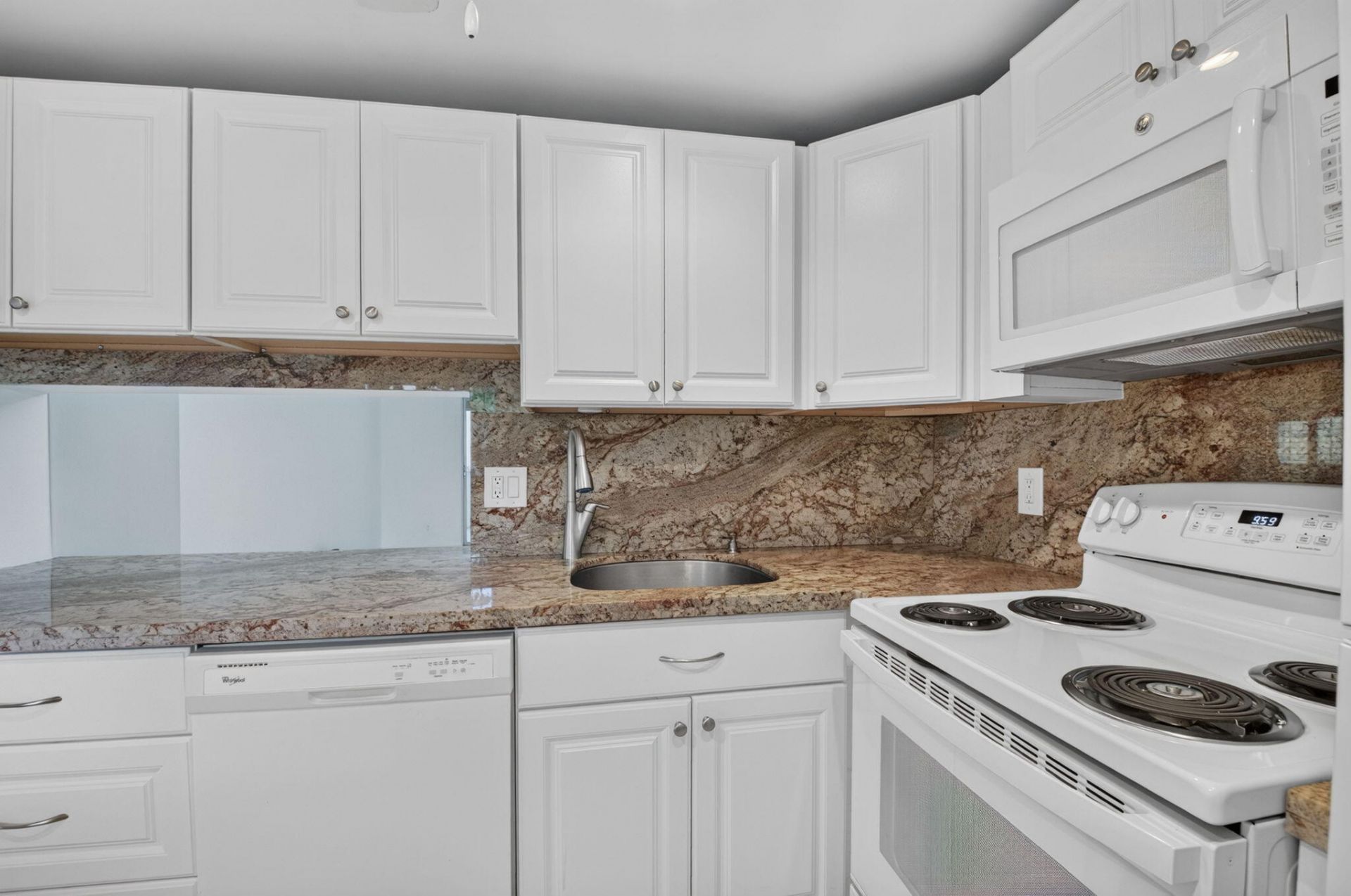 2615 NE 3rd Court, Unit 2130, Boynton Beach, FL 33435 Photo