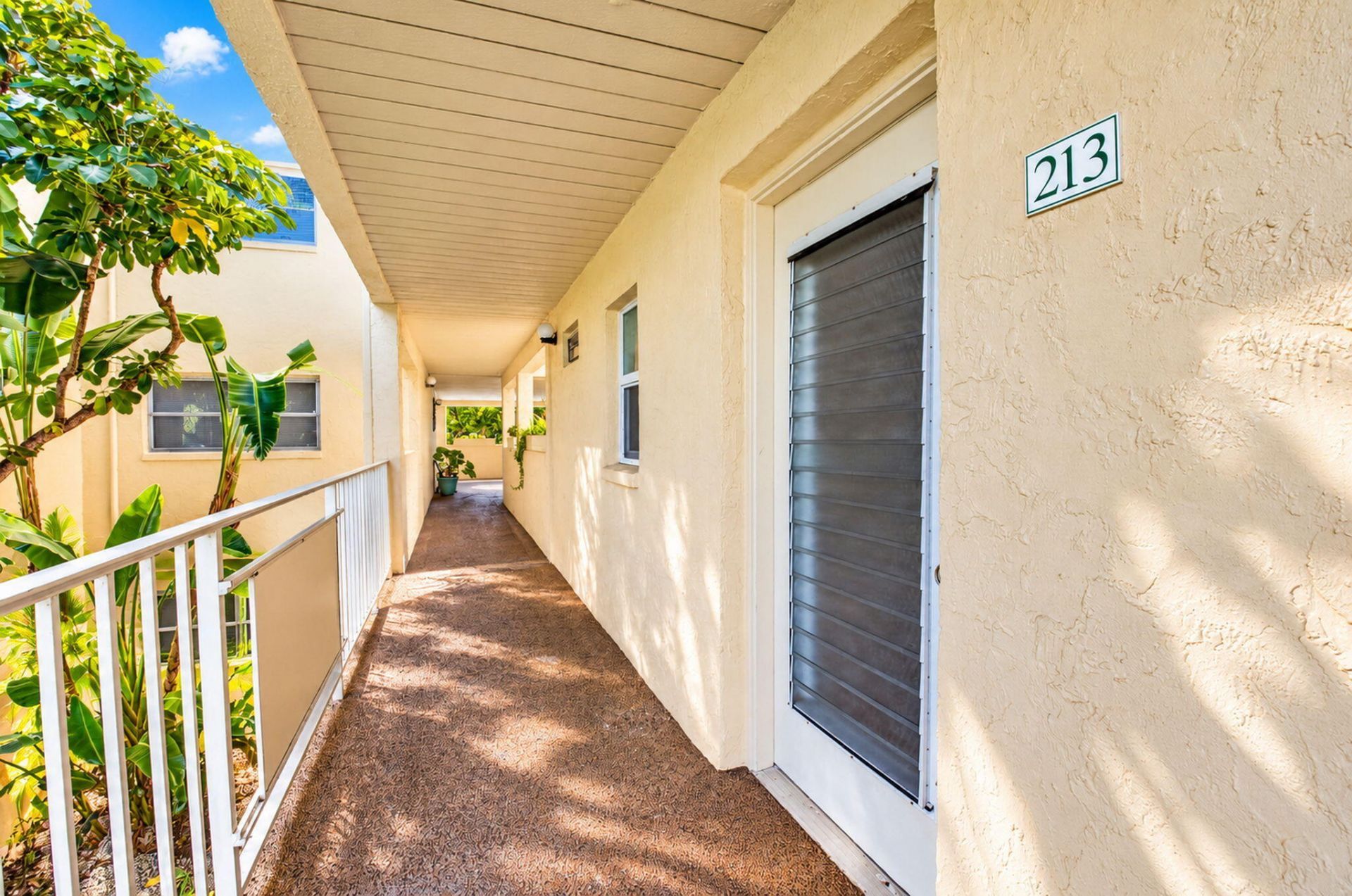 2615 NE 3rd Court, Unit 2130, Boynton Beach, FL 33435 Photo