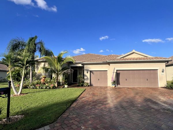 4613 SW Scrub Pine Terrace, Palm City, FL 34990