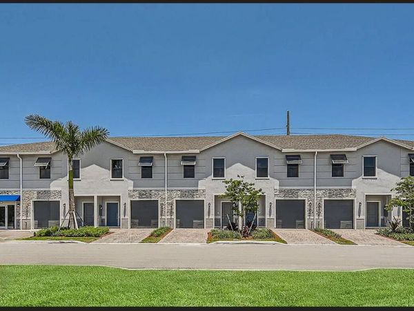 353 NW 9TH Street, Pompano Beach, FL 33060