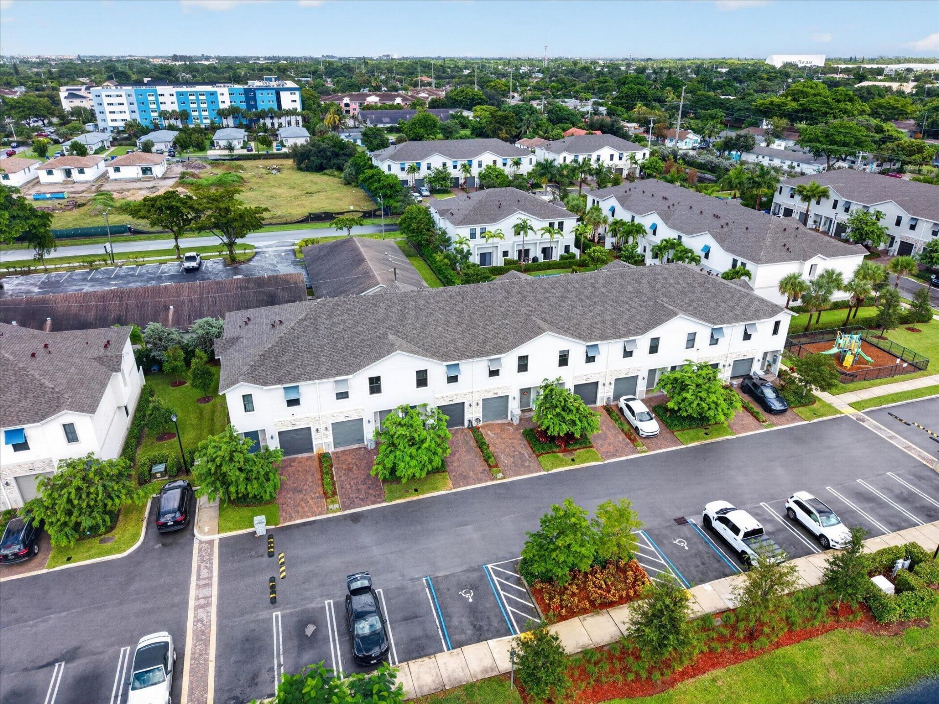 353 NW 9th Street, Pompano Beach, FL 33060 Photo