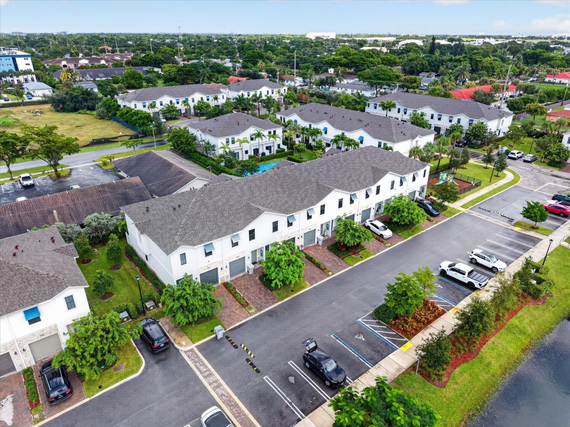353 NW 9th Street, Pompano Beach, FL 33060 Photo