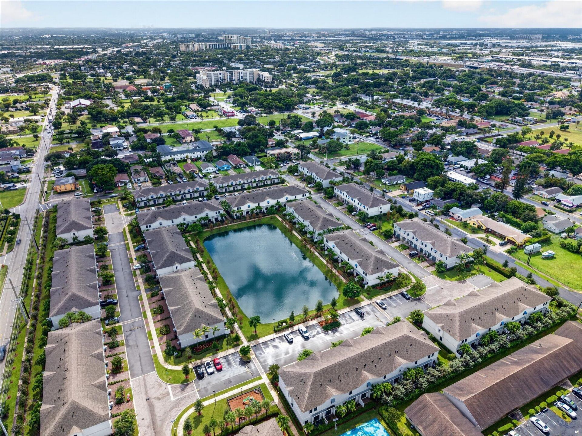 353 NW 9th Street, Pompano Beach, FL 33060 Photo