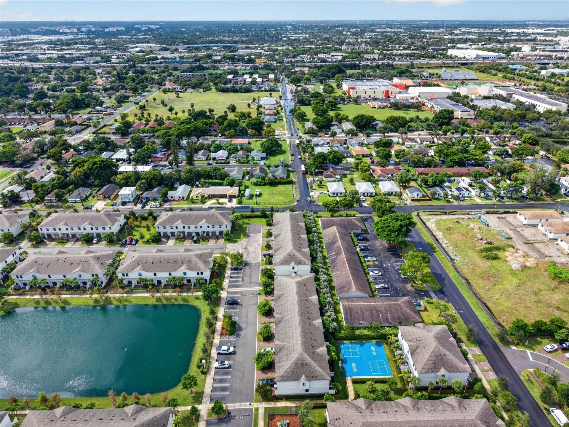 353 NW 9th Street, Pompano Beach, FL 33060 Photo