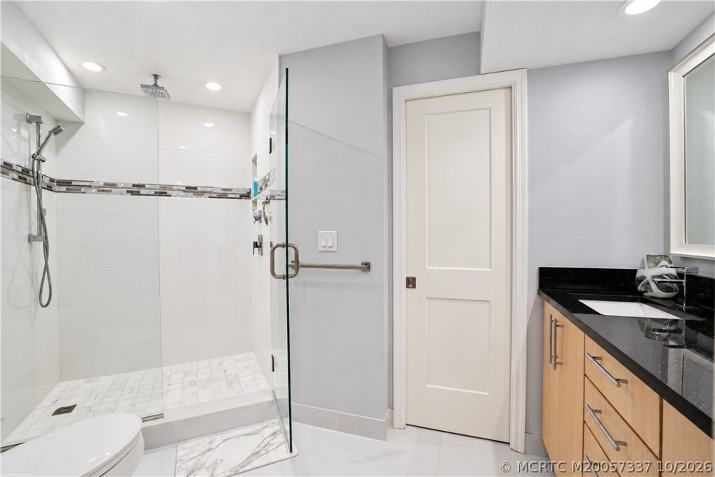 9500 S Ocean Drive, Unit 1805, Jensen Beach, FL 34957 Photo