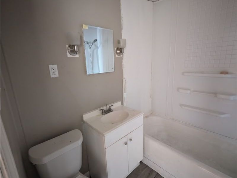 4619 E 175th Street, Cleveland, OH 44128 Photo 13