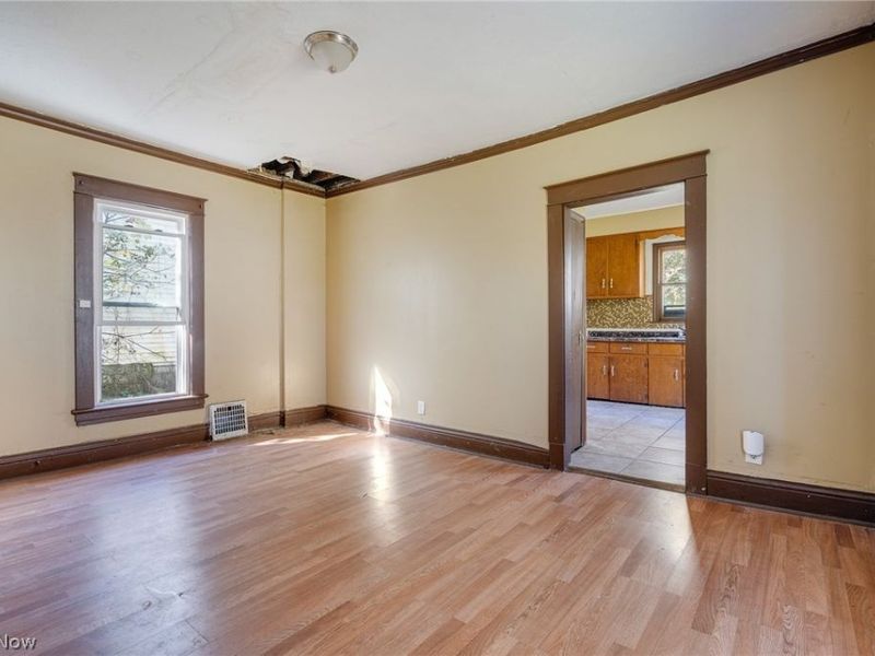1596 1st Street, Youngstown, OH 44509 Photo 4