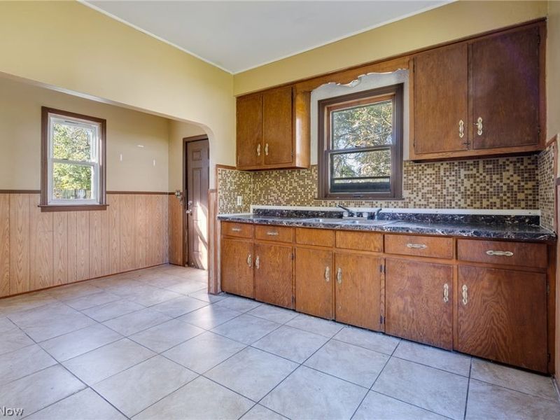 1596 1st Street, Youngstown, OH 44509 Photo 5