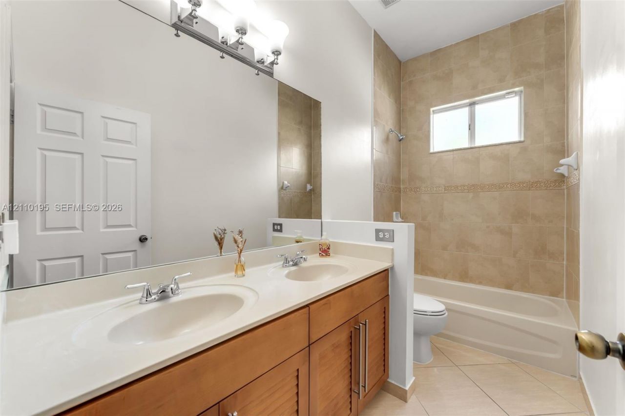 20403 SW 325th St, Homestead, FL 33030 Photo