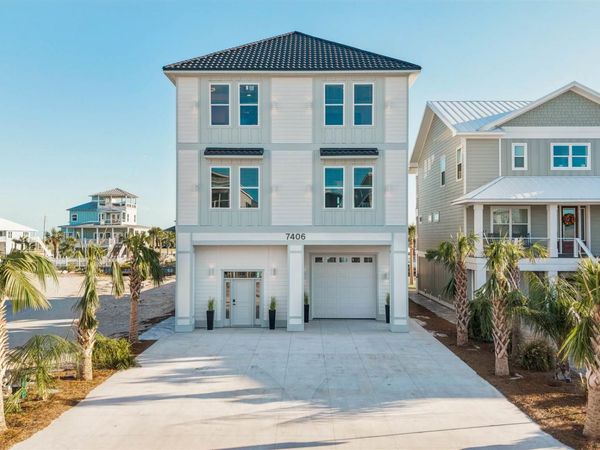 7406 Grand Navarre Blvd, Navarre Beach, FL 32566