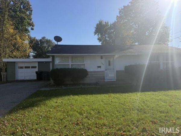 3414 Brookhurst Place, South Bend, IN 46615
