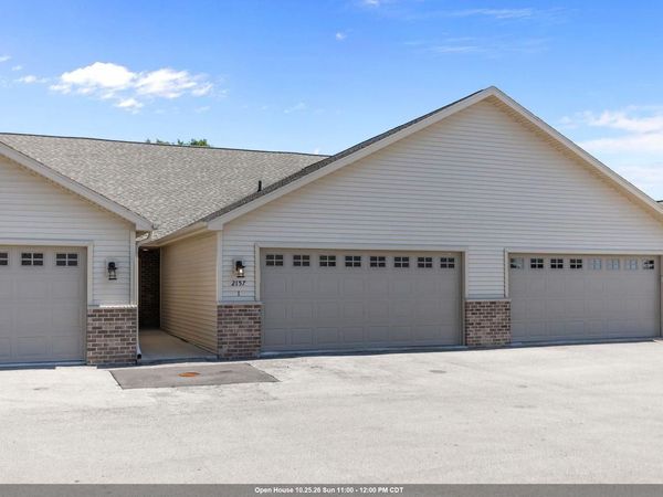 2157 ROYAL CREST CIRCLE, Unit 1, Green Bay, WI 54311