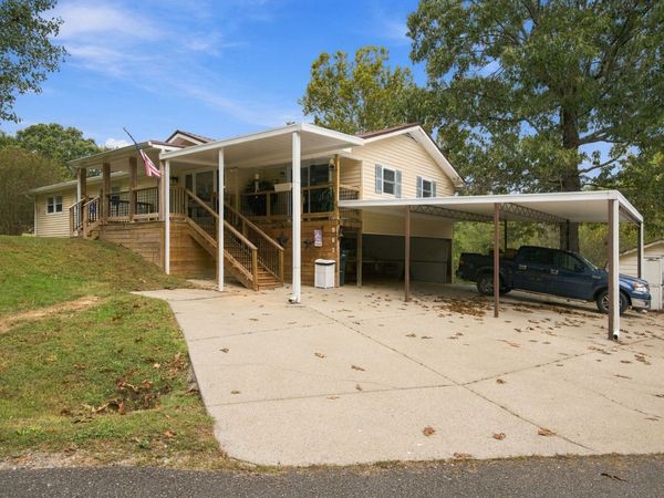 170 Countryside Ln , Mc Ewen, TN 37101