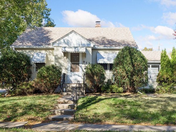977 Scheffer Avenue , Saint Paul, MN 55102