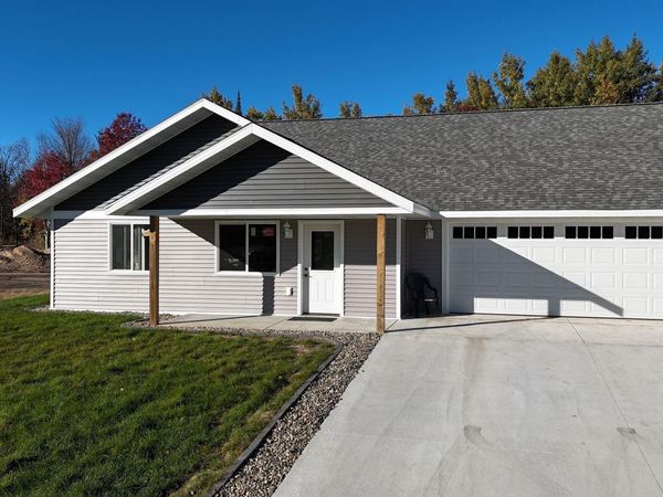 7215 Irvine Avenue NW, Unit 10, Northern Twp, MN 56601