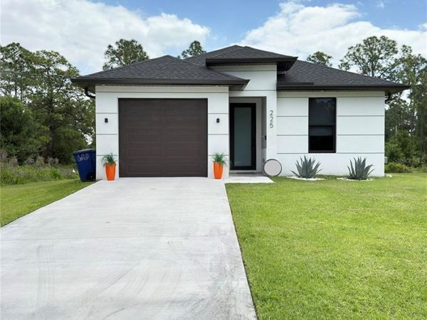 LEHIGH ACRES, FL 33974