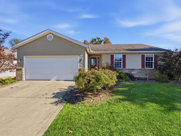 416 Danbury Drive , Lancaster, OH 43130