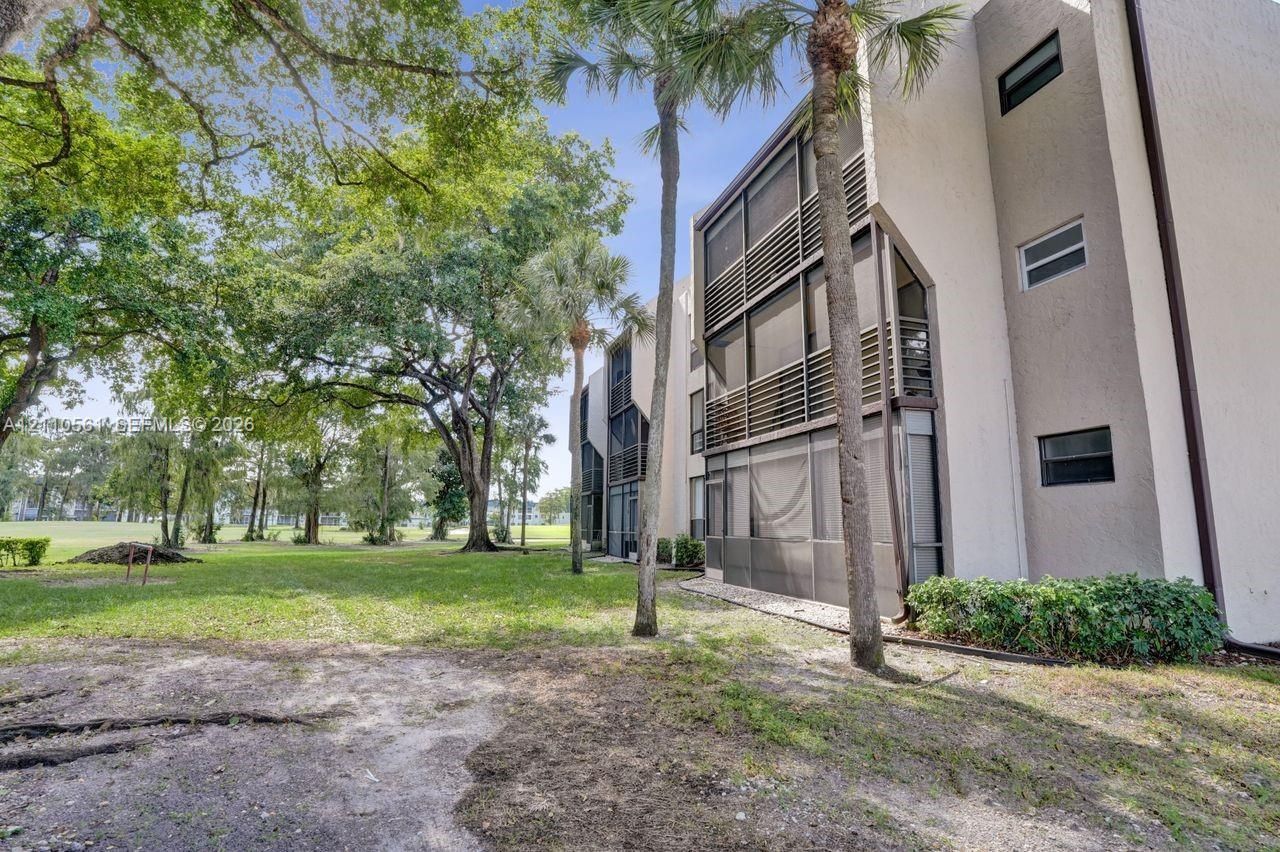 7950 W Mcnab Rd, Unit 222, Tamarac, FL 33321 Photo