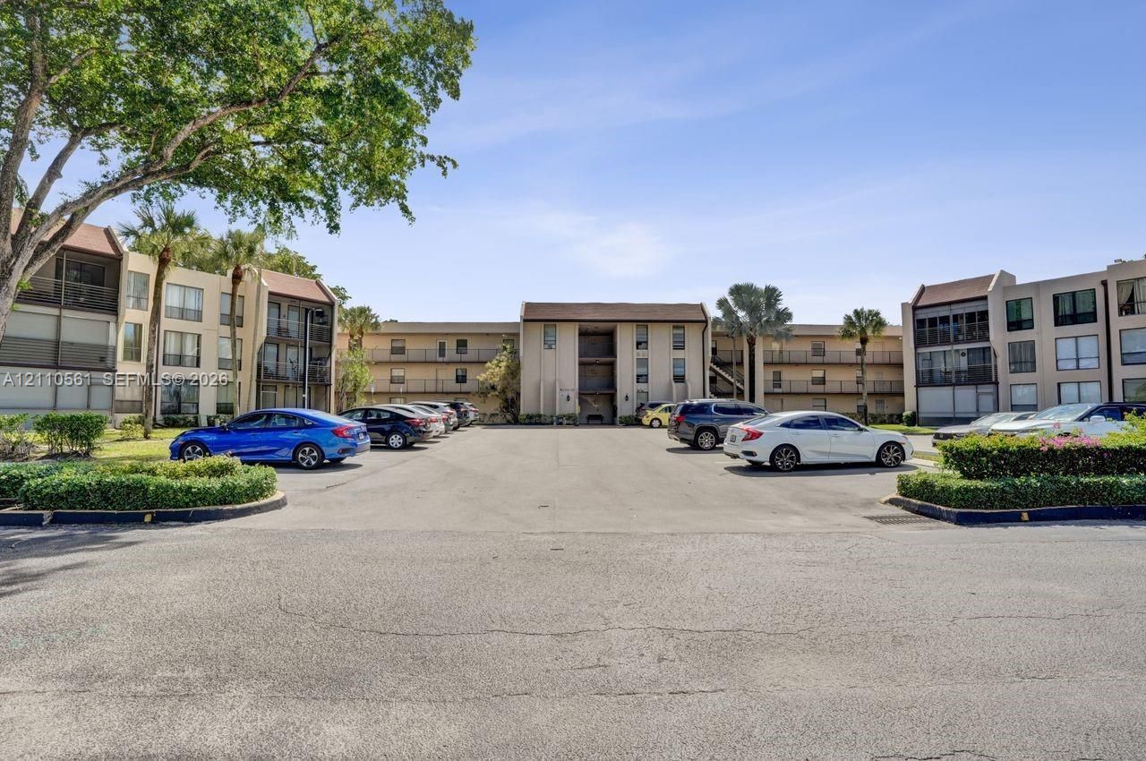 7950 W Mcnab Rd, Unit 222, Tamarac, FL 33321 Photo