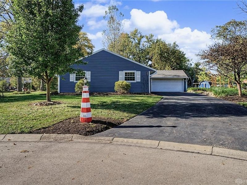204 Anton Court, Centerville, OH 45458 Photo 4