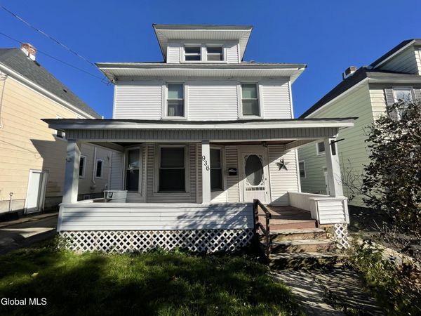 936 Livingston Avenue, Schenectady, NY 12309