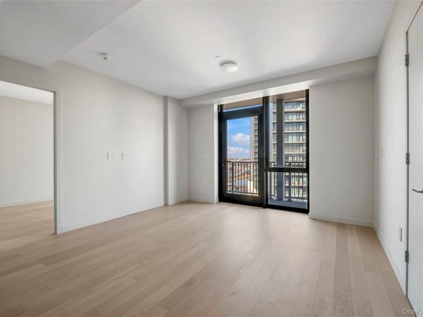 131-02A 40th Rd , Unit 3B, Flushing, NY 11354