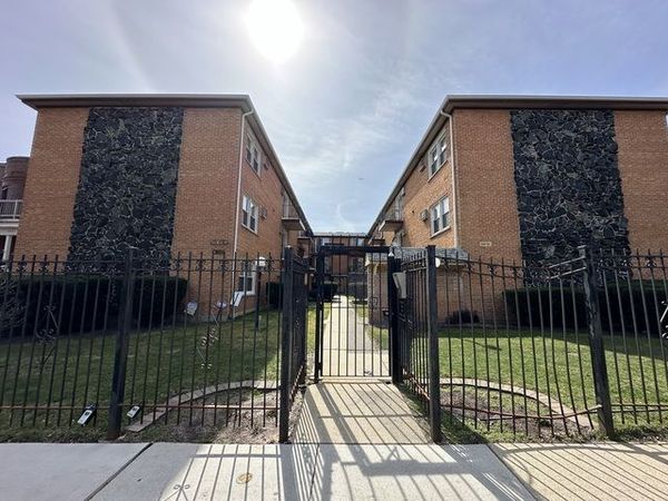 1727 W TOUHY Avenue , Unit 5, Chicago, IL 60626