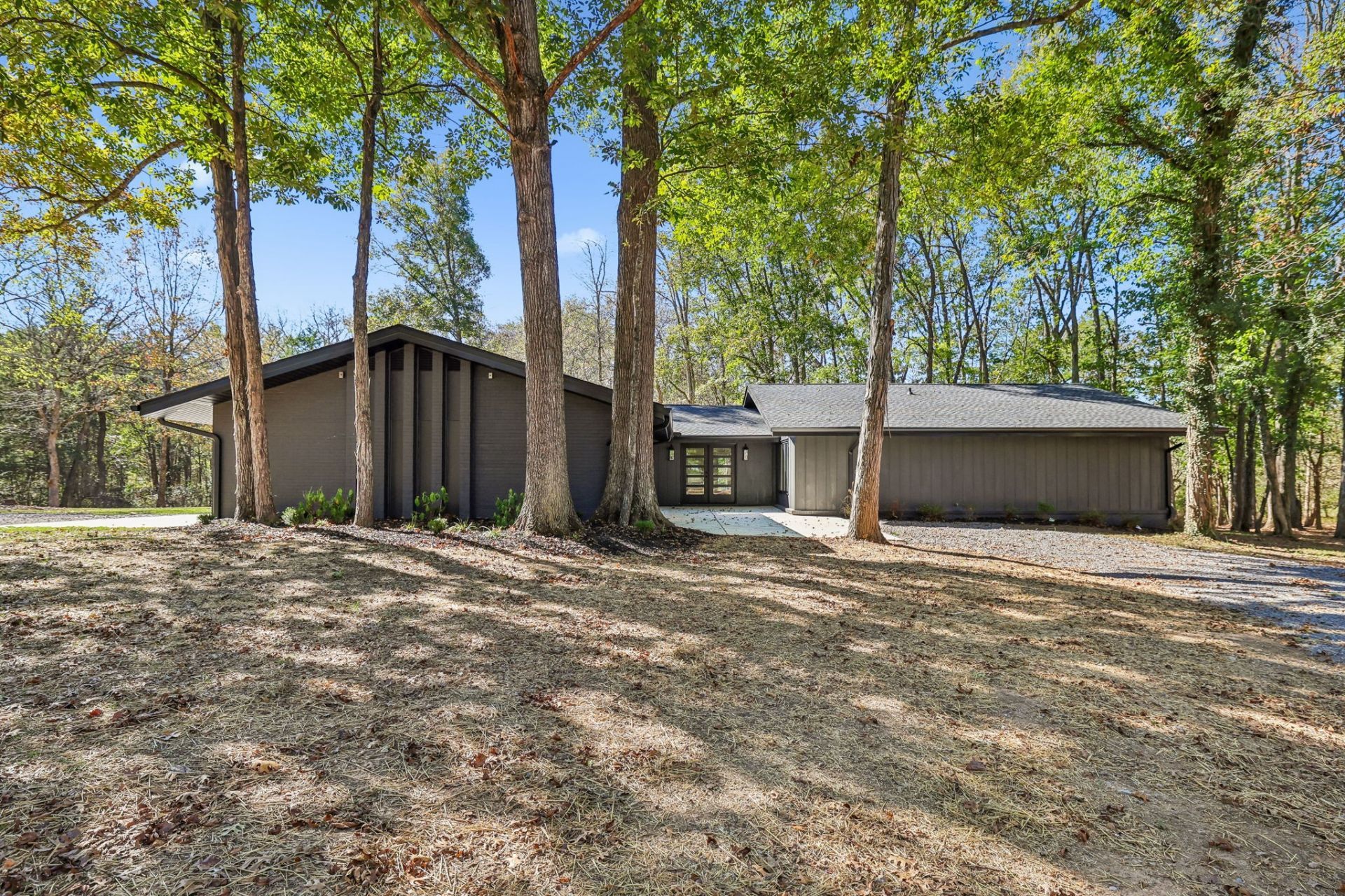 116 Teepee Ln , Shelbyville, TN 37160 Main Photo