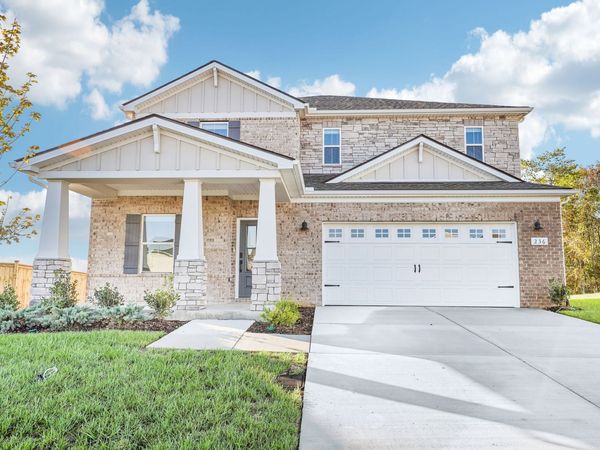 236 Astoria Dr , Hendersonville, TN 37075