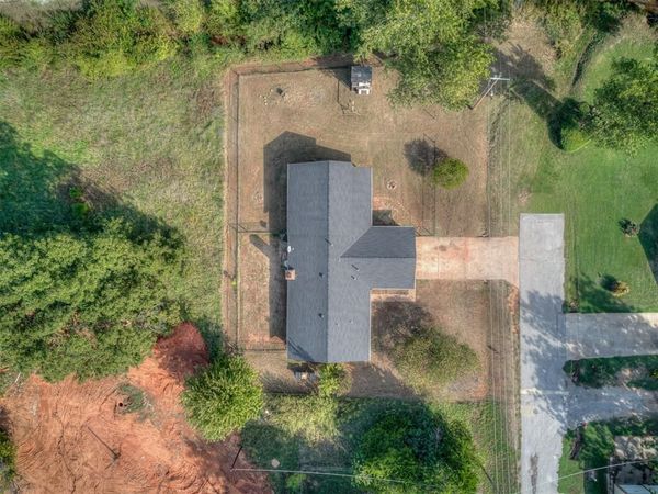 409 NE 9th Street, Blanchard, OK 73010