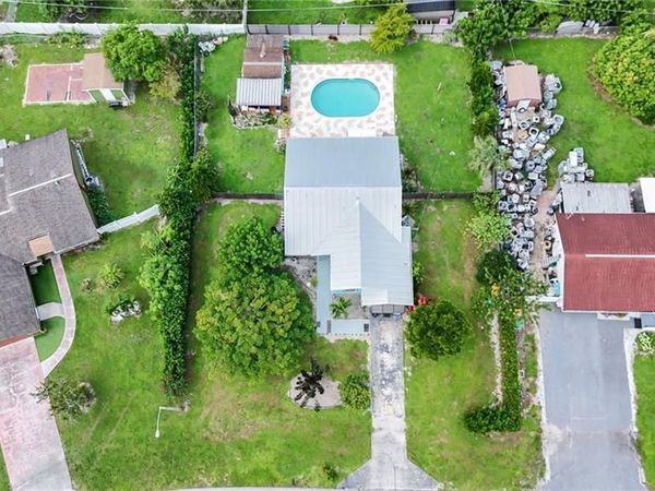 1761 45th ST SW, NAPLES, FL 34116