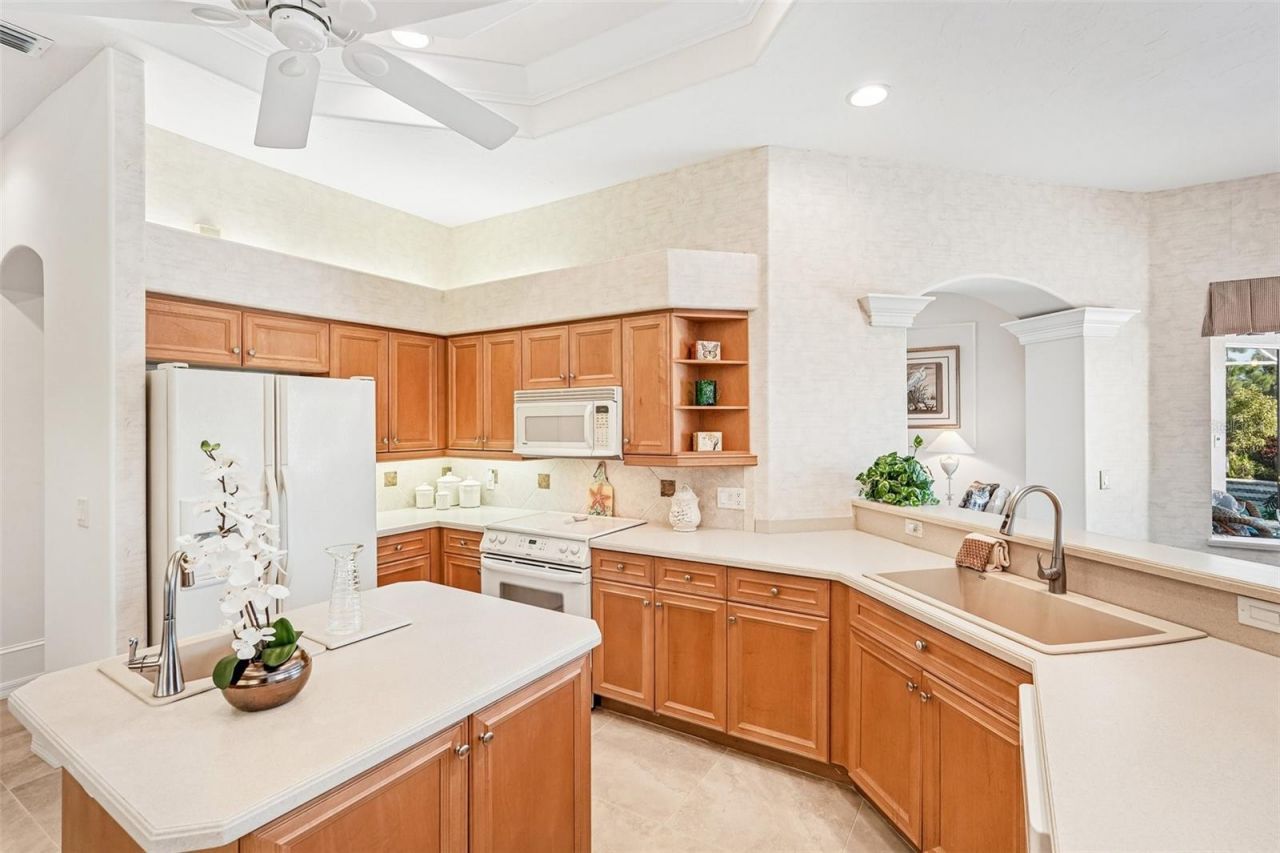618 Wild Pine Way , Venice, FL 34292 Photo