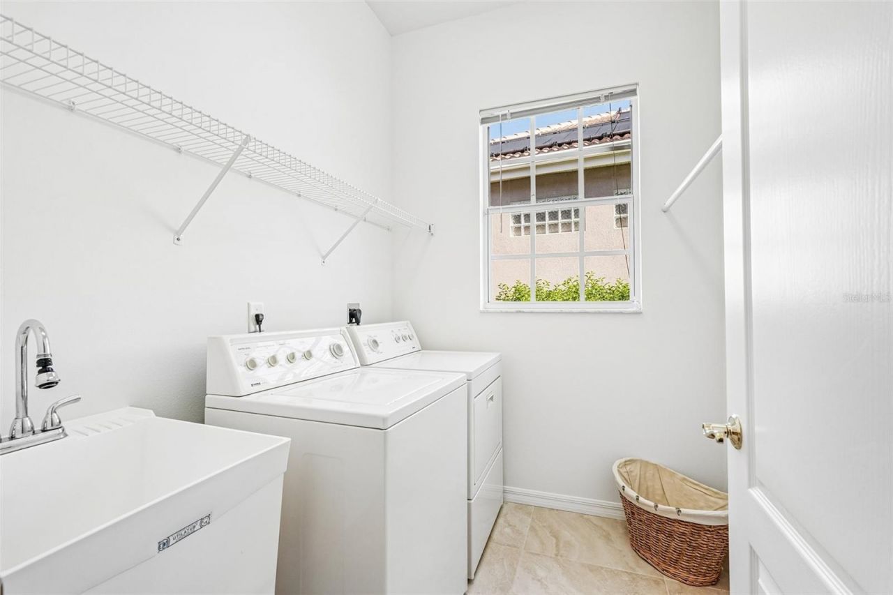 618 Wild Pine Way , Venice, FL 34292 Photo