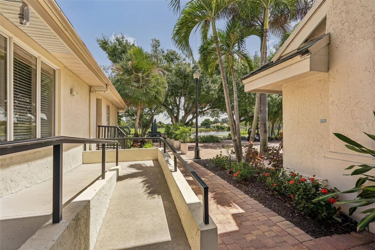 618 Wild Pine Way , Venice, FL 34292 Photo