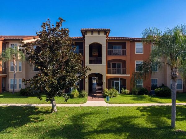 5530 METROWEST BOULEVARD , Unit 203, ORLANDO, FL 32811