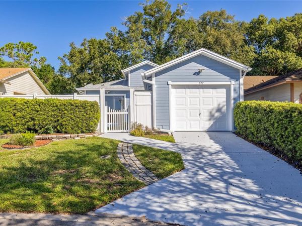 577 PORTLAND CIRCLE, APOPKA, FL 32703