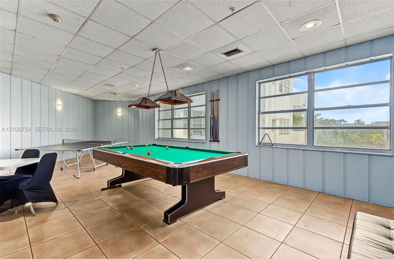 2750 NE 183rd St , Unit 2404, Aventura, FL 33160 Photo