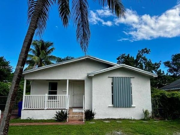 6241 NW 1st Pl , Miami, FL 33150