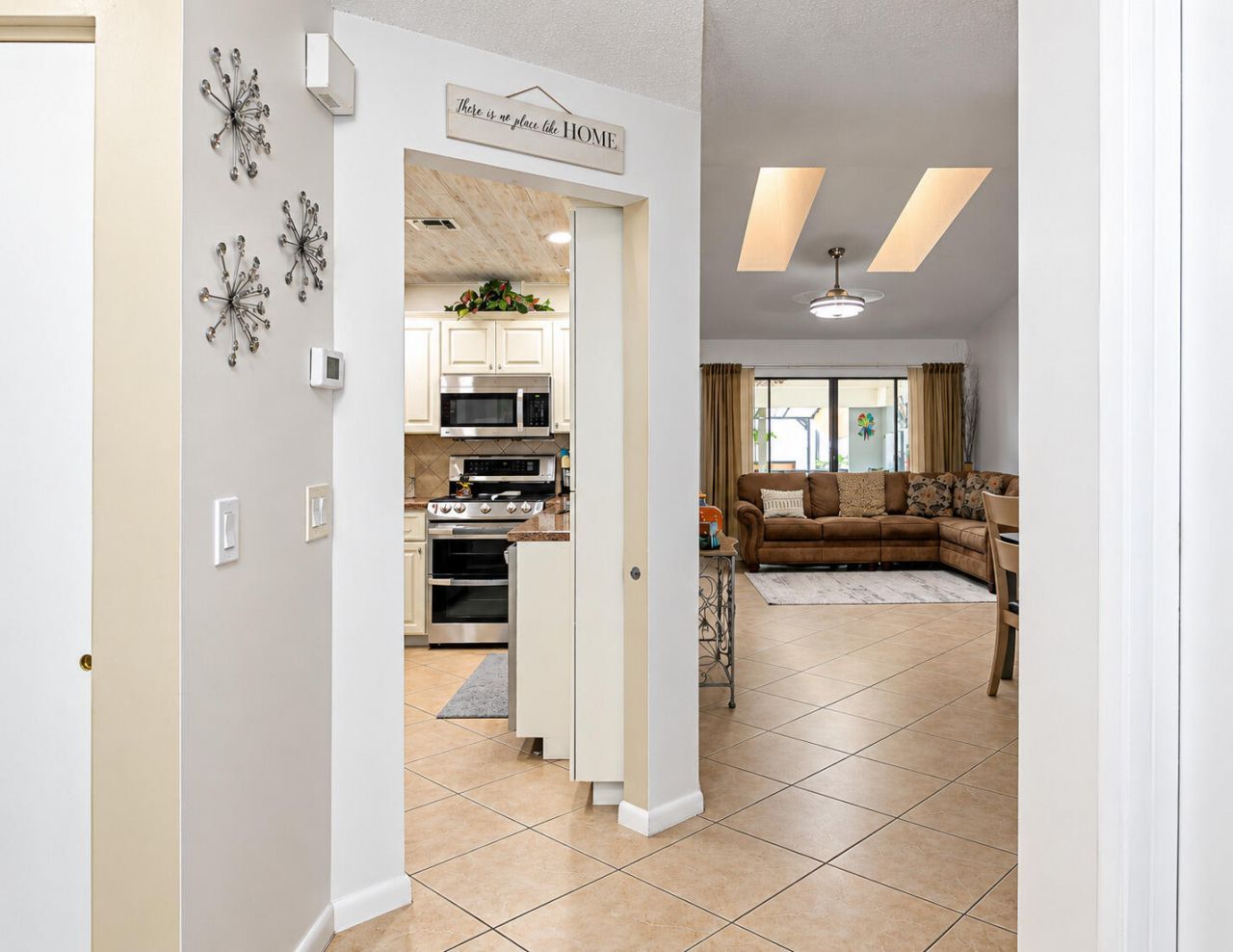 4550 Biddeford Avenue, Unit 38, West Palm Beach, FL 33417 Photo