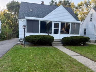 12367 Lansdowne Street , Detroit, Mi 48224