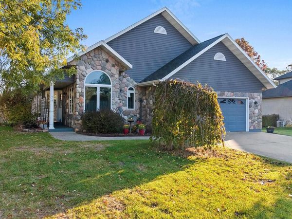 74 SHORE DRIVE, Clintonville, WI 54929