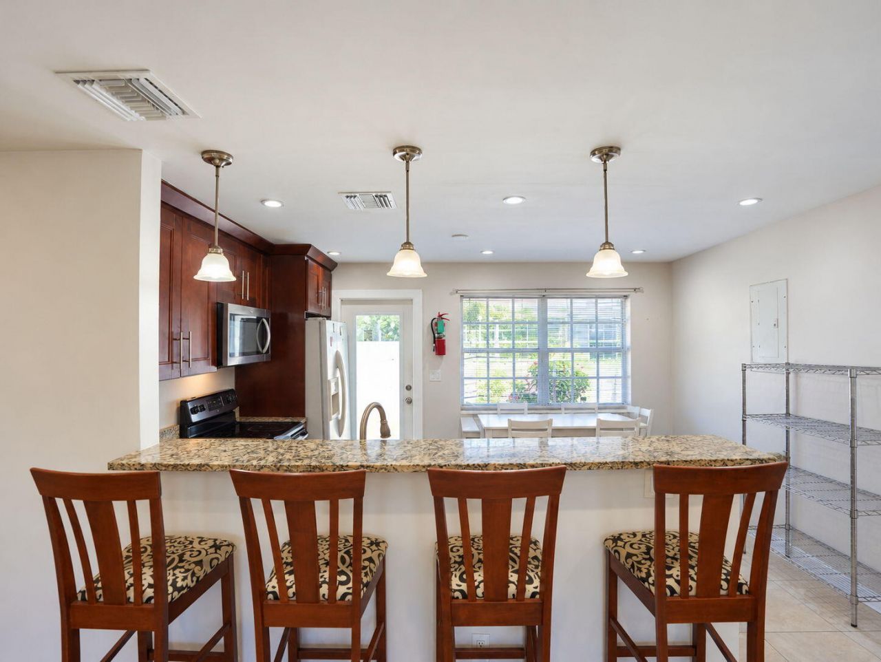 904 NE 10th Avenue, Pompano Beach, FL 33060 Photo