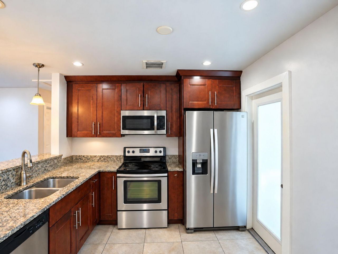 904 NE 10th Avenue, Pompano Beach, FL 33060 Photo