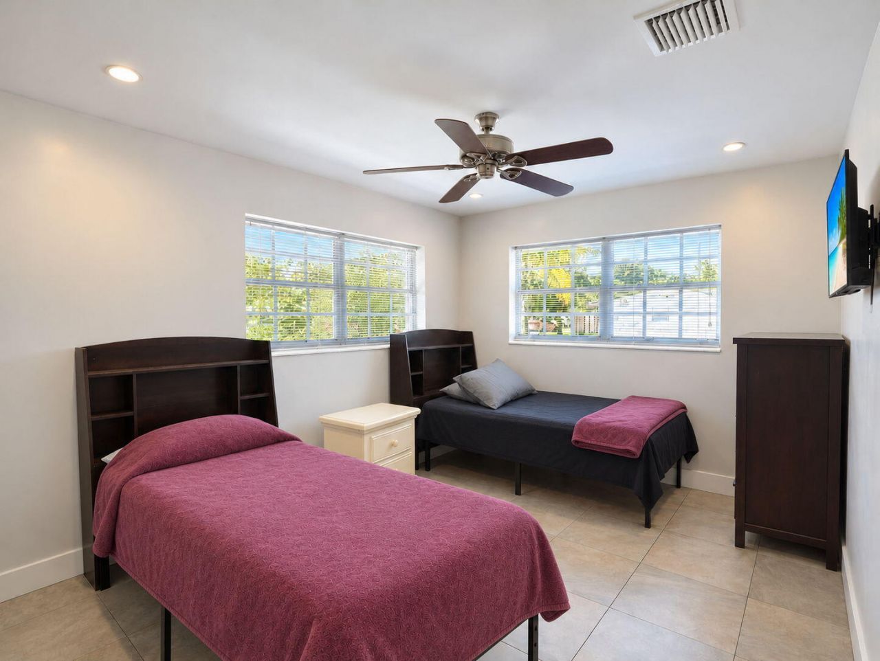 904 NE 10th Avenue, Pompano Beach, FL 33060 Photo