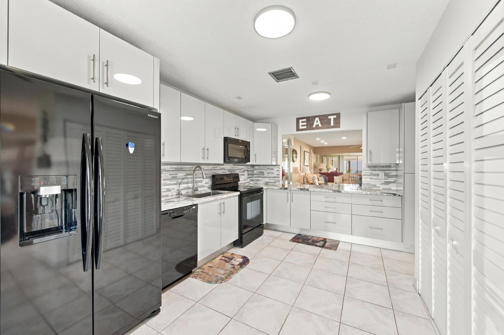 1541 NW 18th, Unit 102, Delray Beach, FL 33445 Photo